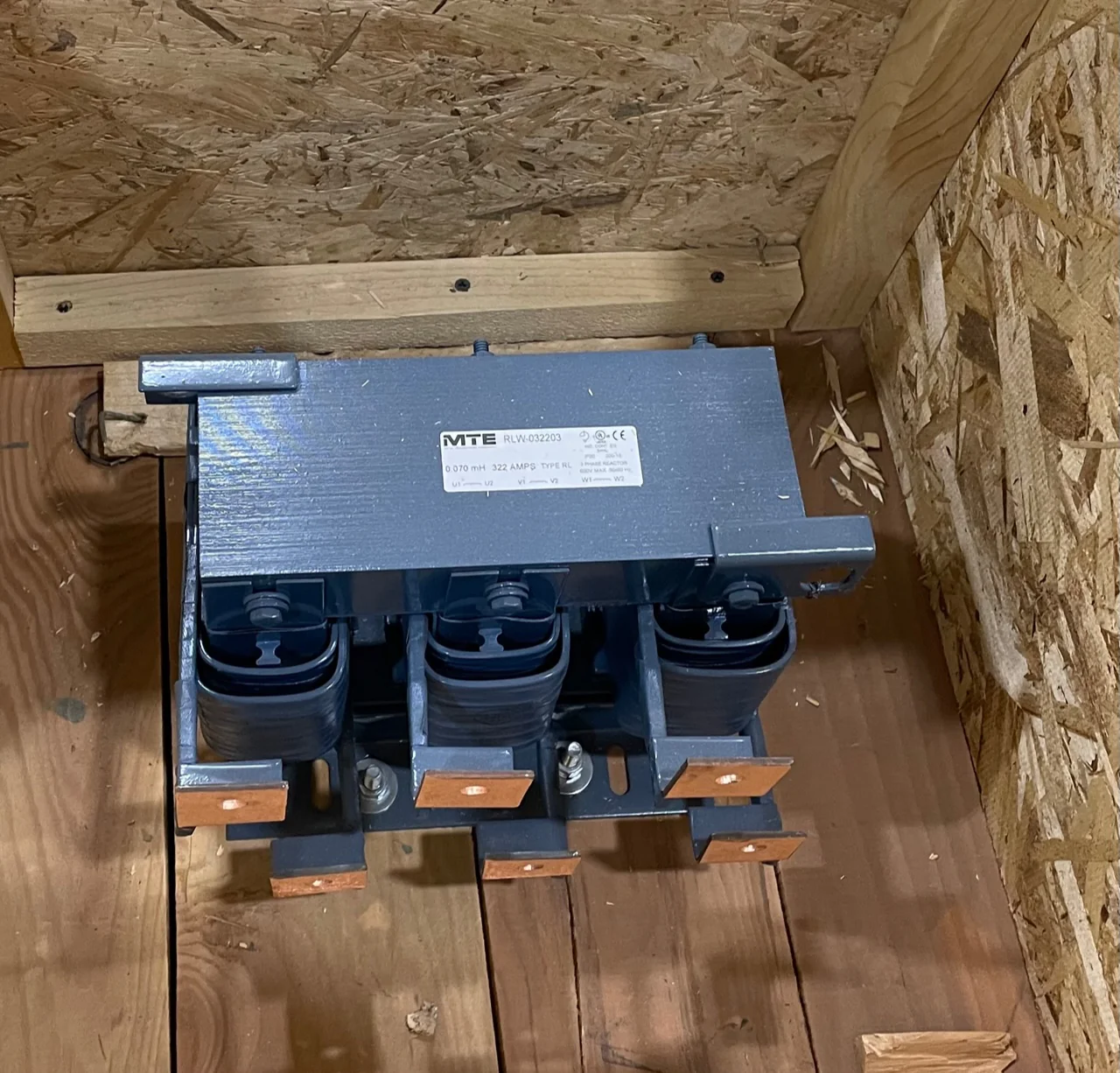 0.070 MH 322 Amps Reactor Transformer, 600/60-50/3 - Image 6