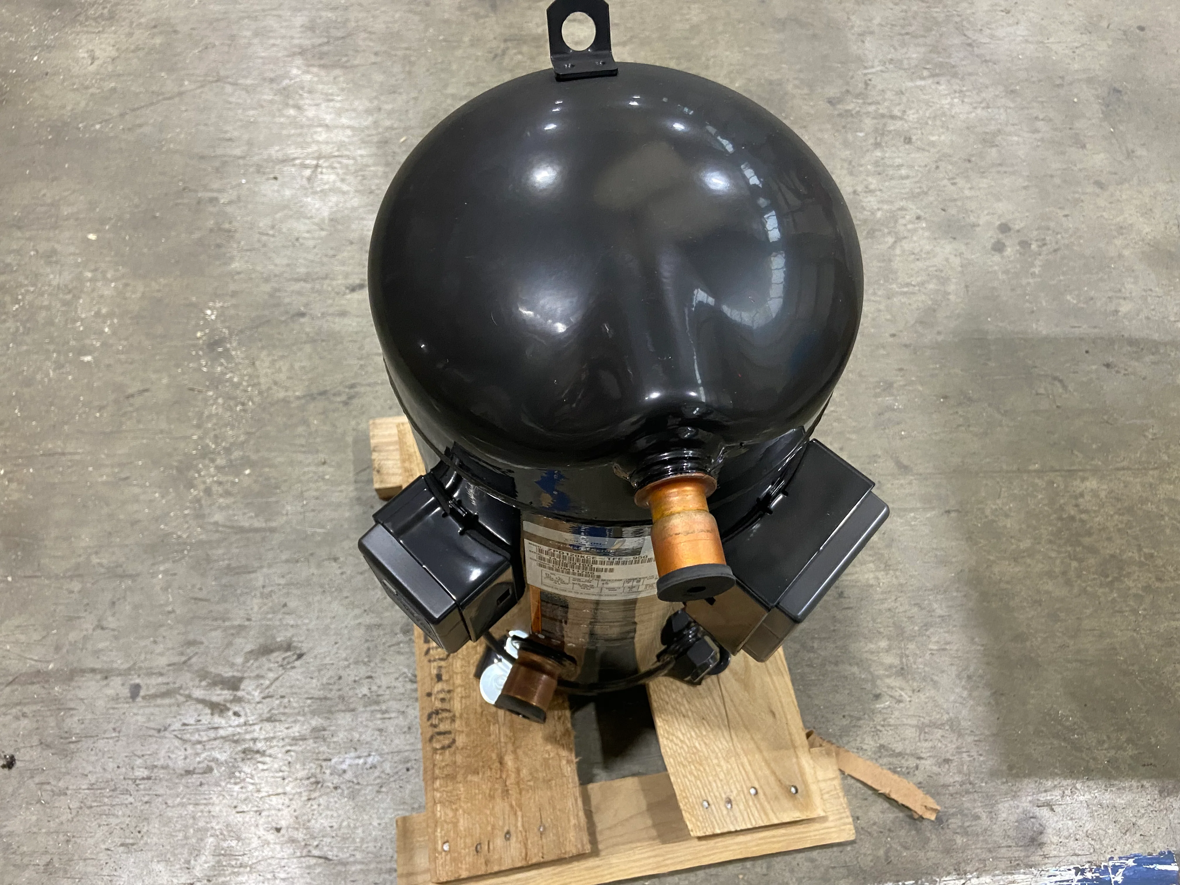 10 Ton Ac/HP Digital Scroll Compressor 575/60/3 R-410A - Image 7