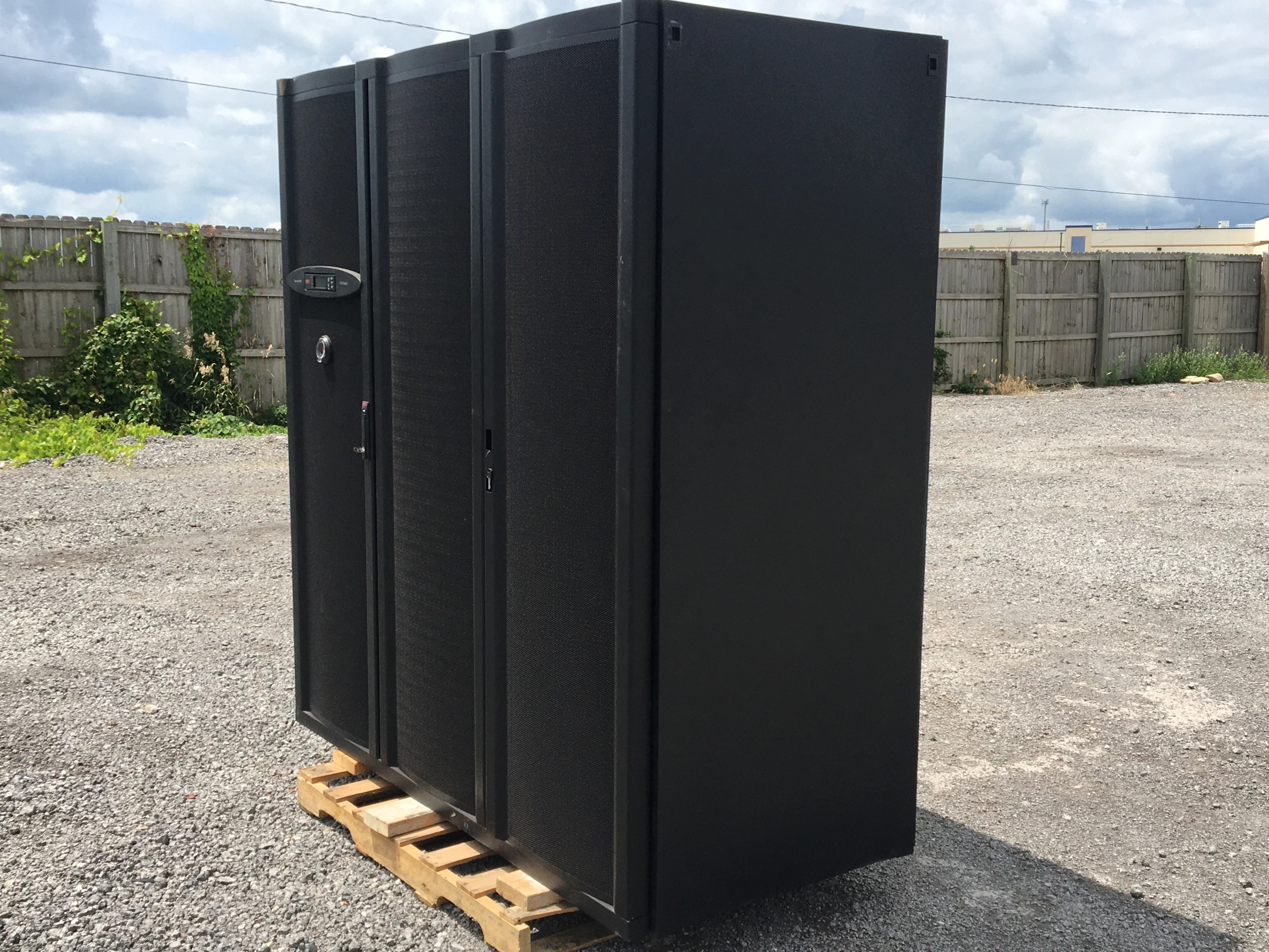 10 Ton Computer Air Conditioner 208-230/60/3, Air Cooled, Downflow, R-22 - Image 3