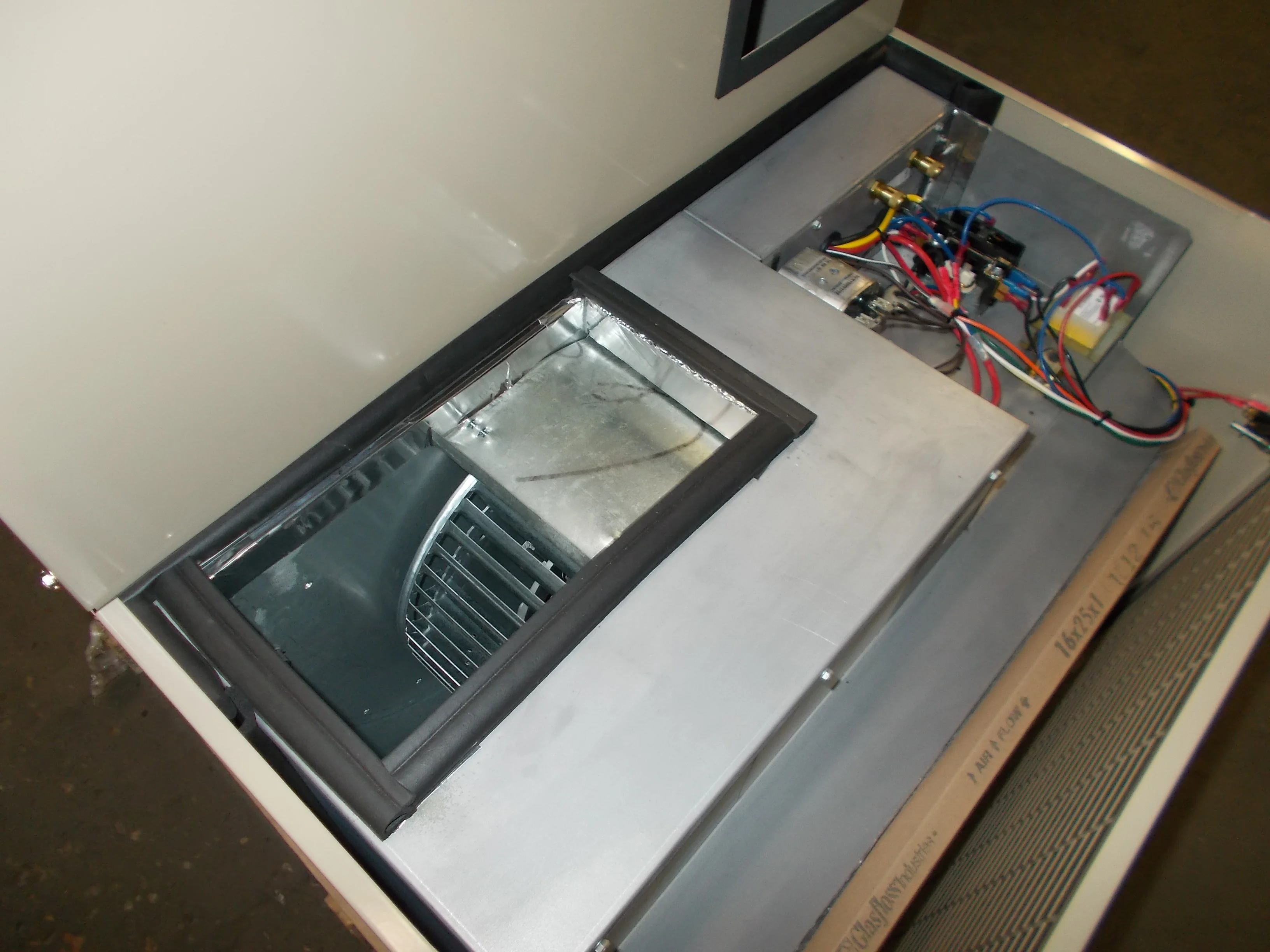 1.5 Ton Ap" Series Aero Pak Thru-The-Wall Modular Package Air Conditioner Unit - Image 4