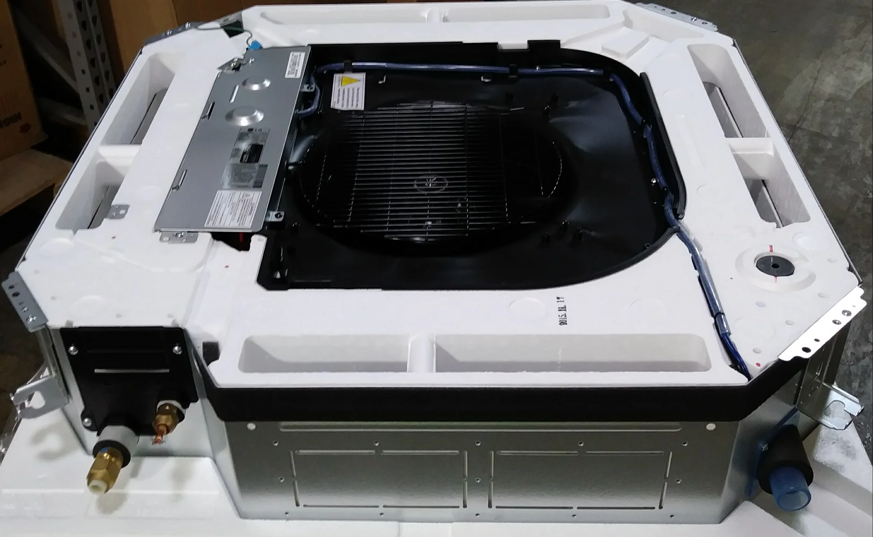 1.5 Ton Inverter OD/Ceiling Cassette ID Mini-Split Heat Pump Set, 20 SEER 208-230/60/1 R-410A - Image 5