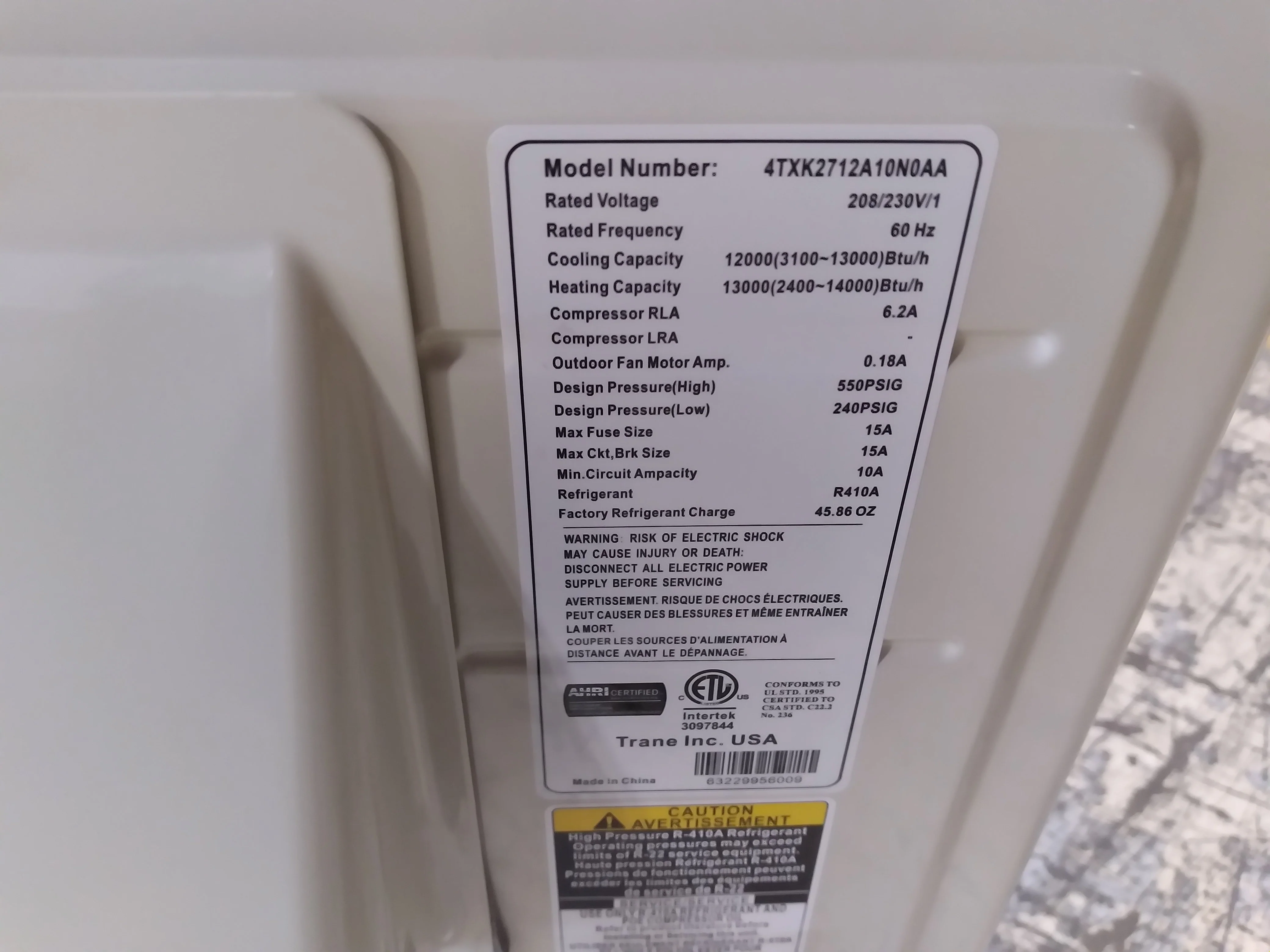 12,000 BTU Single Zone Outdoor Heat Pump Inverter Mini Split, 25 Seer, 208/230-60-1, R410A - Image 3