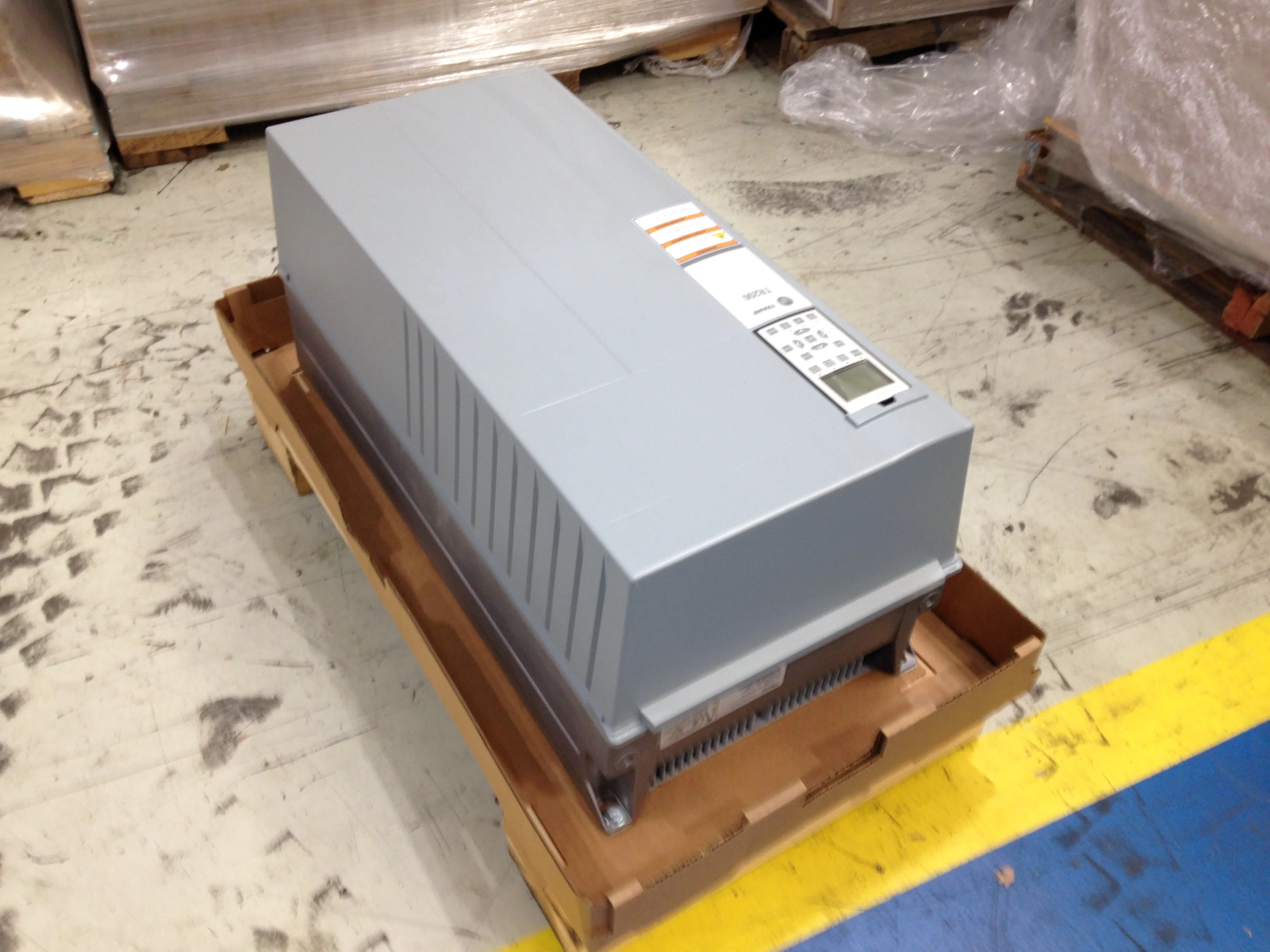 125HP Variable Frequency Drive , 3X380-480V/50-60 - Image 4