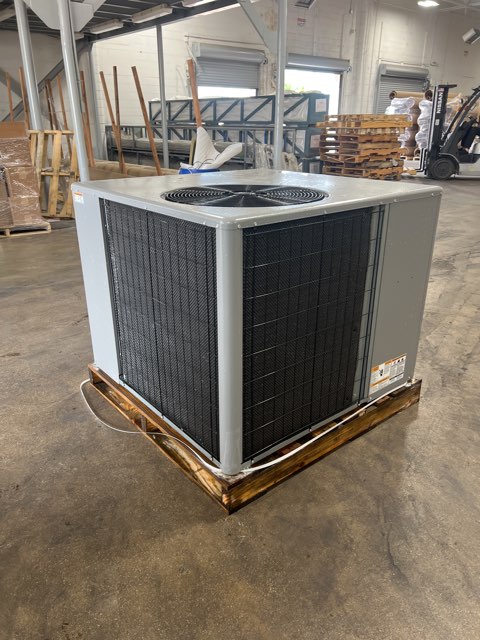2 Ton A-Series Gas/Electric Packaged Unit Low NOx, 14 SEER, 208-230/60/1, R-410A - Image 3