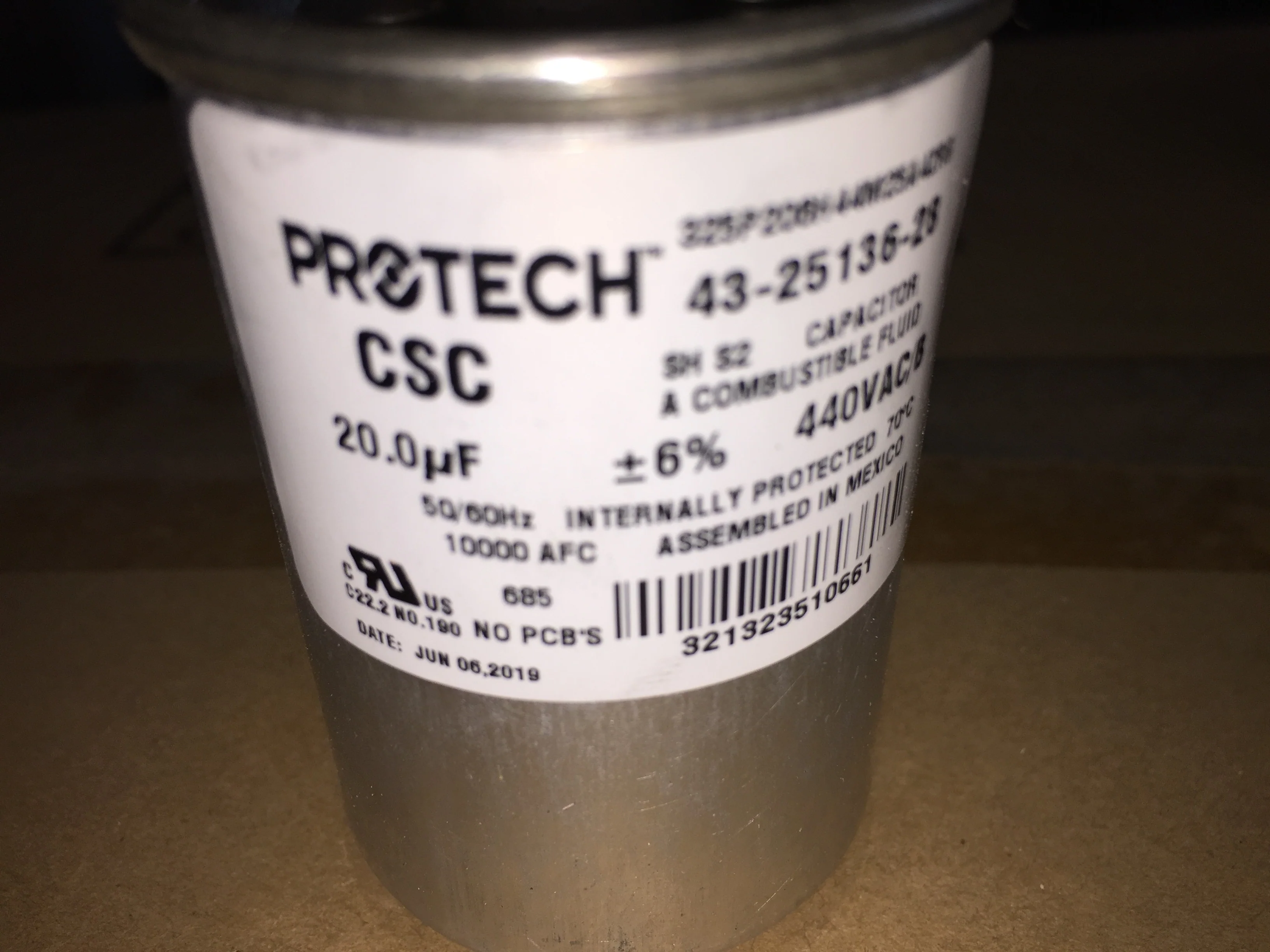 20UF  x 440VAC Round Run Capacitor - Image 3