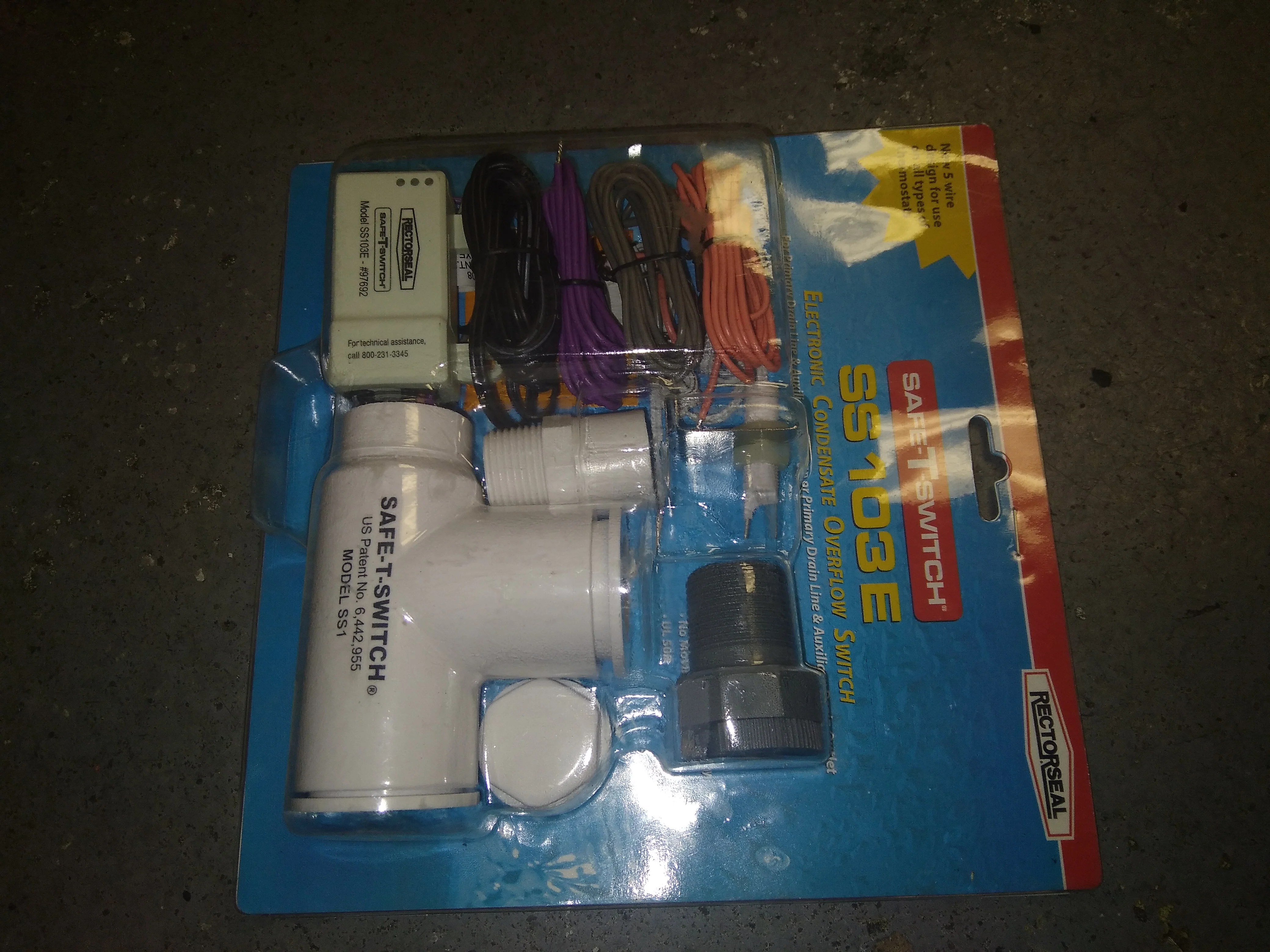 24 Volt Condensate Overflow Shut-Off Safe-T-Switch - Image 3