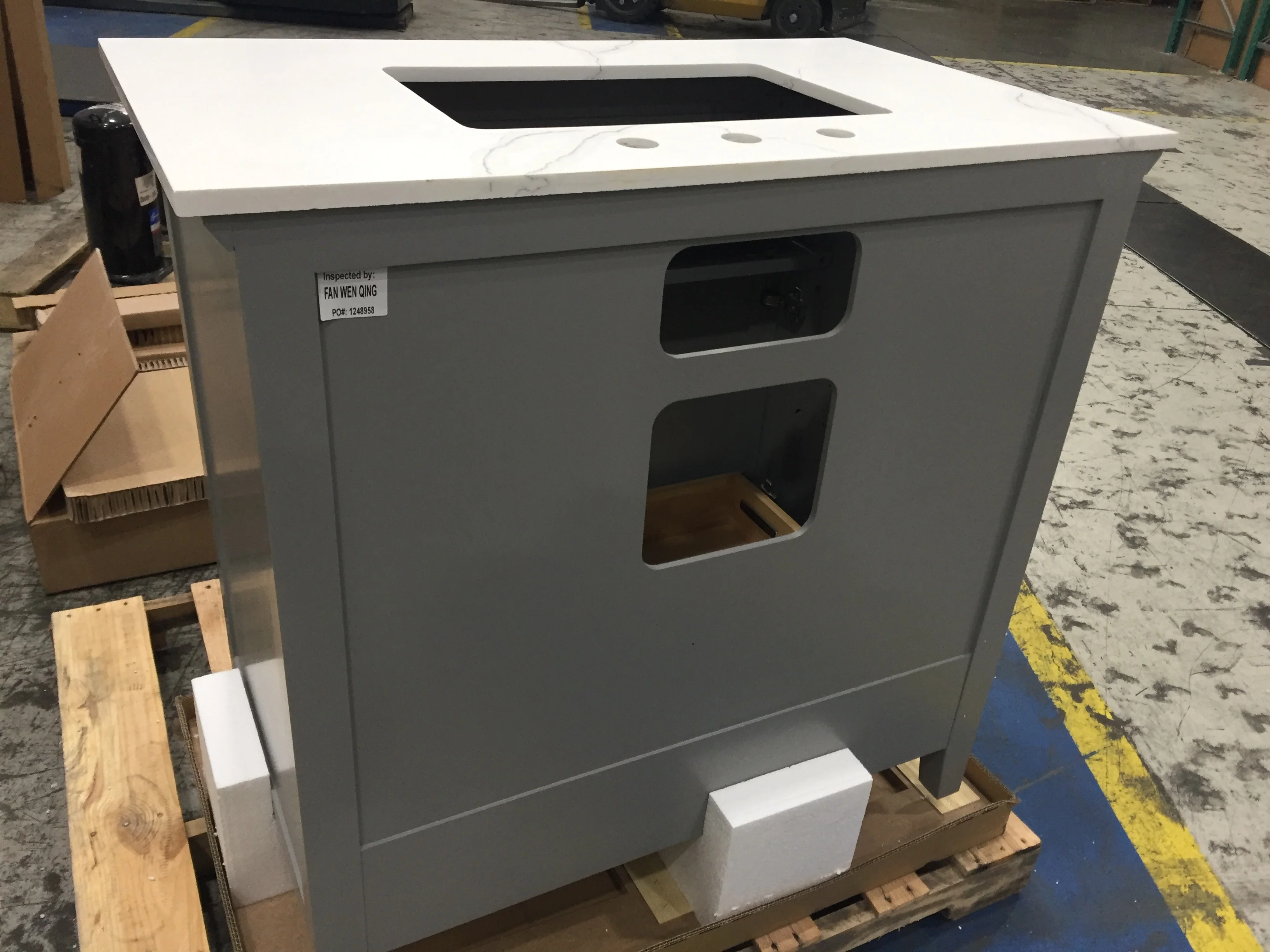 36 "Jeffrey Alexander" Series Vanity/Top/Sink Set; Grey" - Image 4