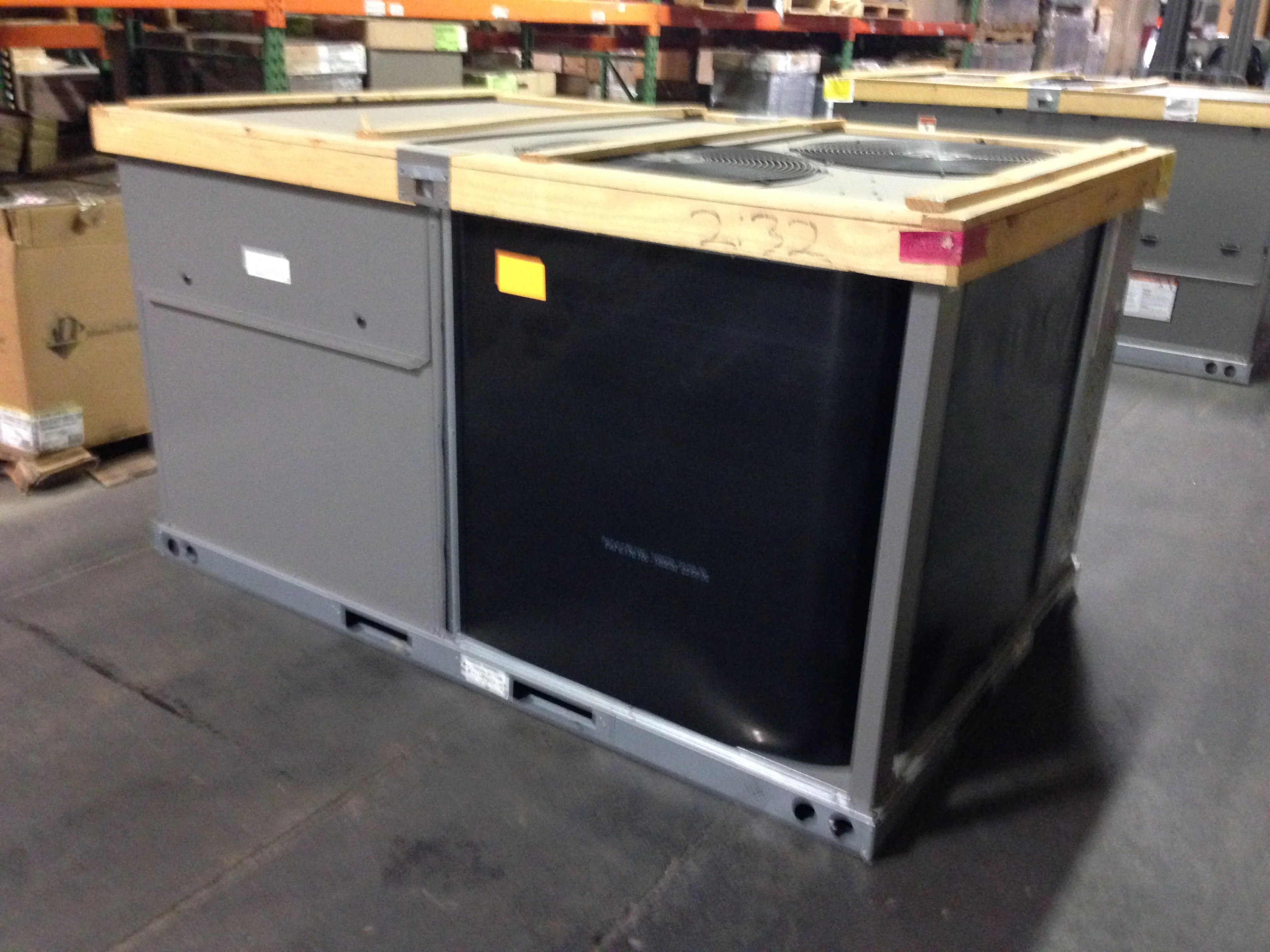 6.5 Ton 2 Stage Convertible Natural Gas/Electric Packaged Unit, 11.8 Eer, 380-415/60/3, R410A - Image 3