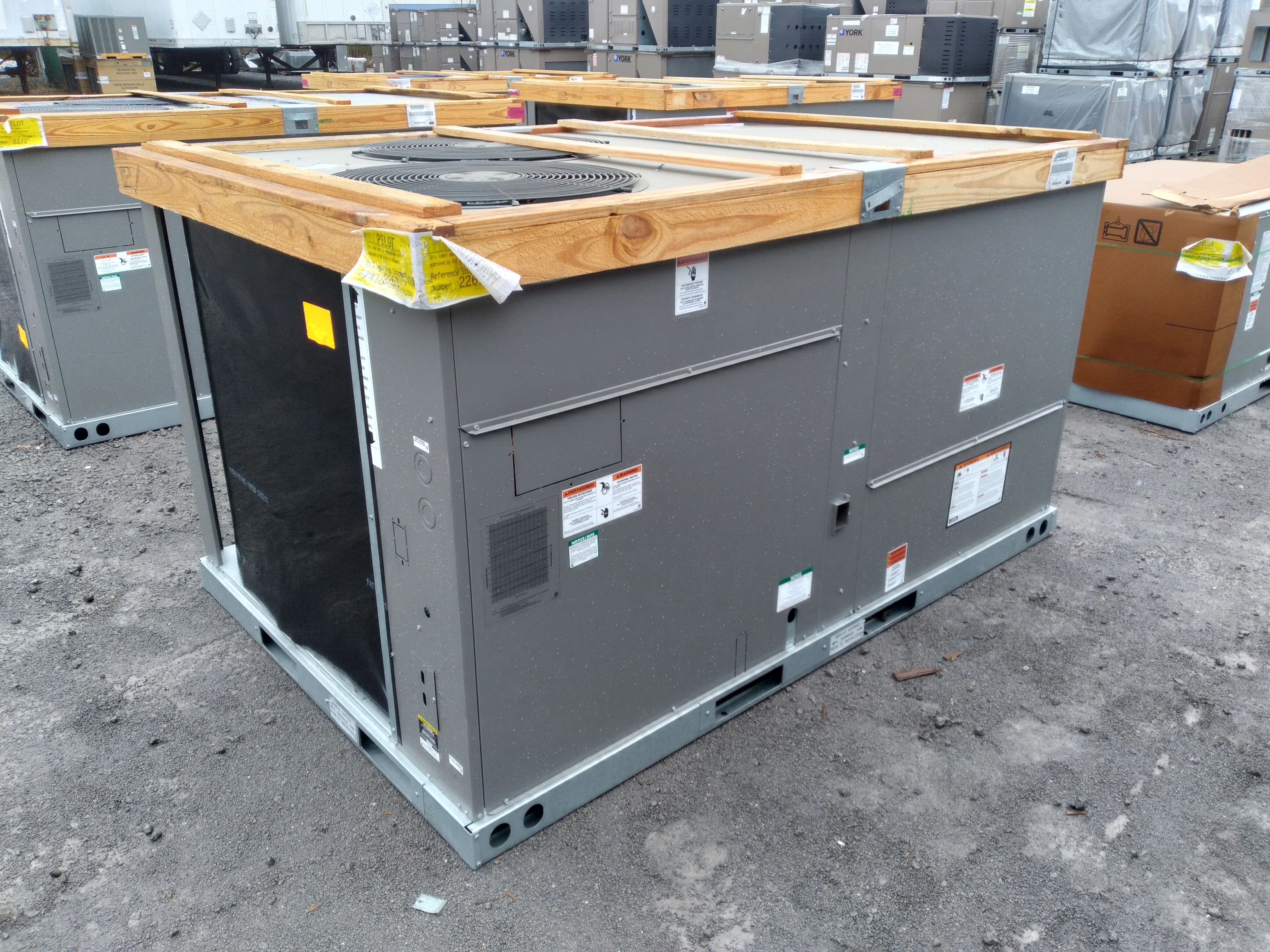 7.5 Ton 2 Stage Convertible Natural Gas/Electric Packaged Unit, 11.2 EER 575/60/3 R-410A 81% - Image 3