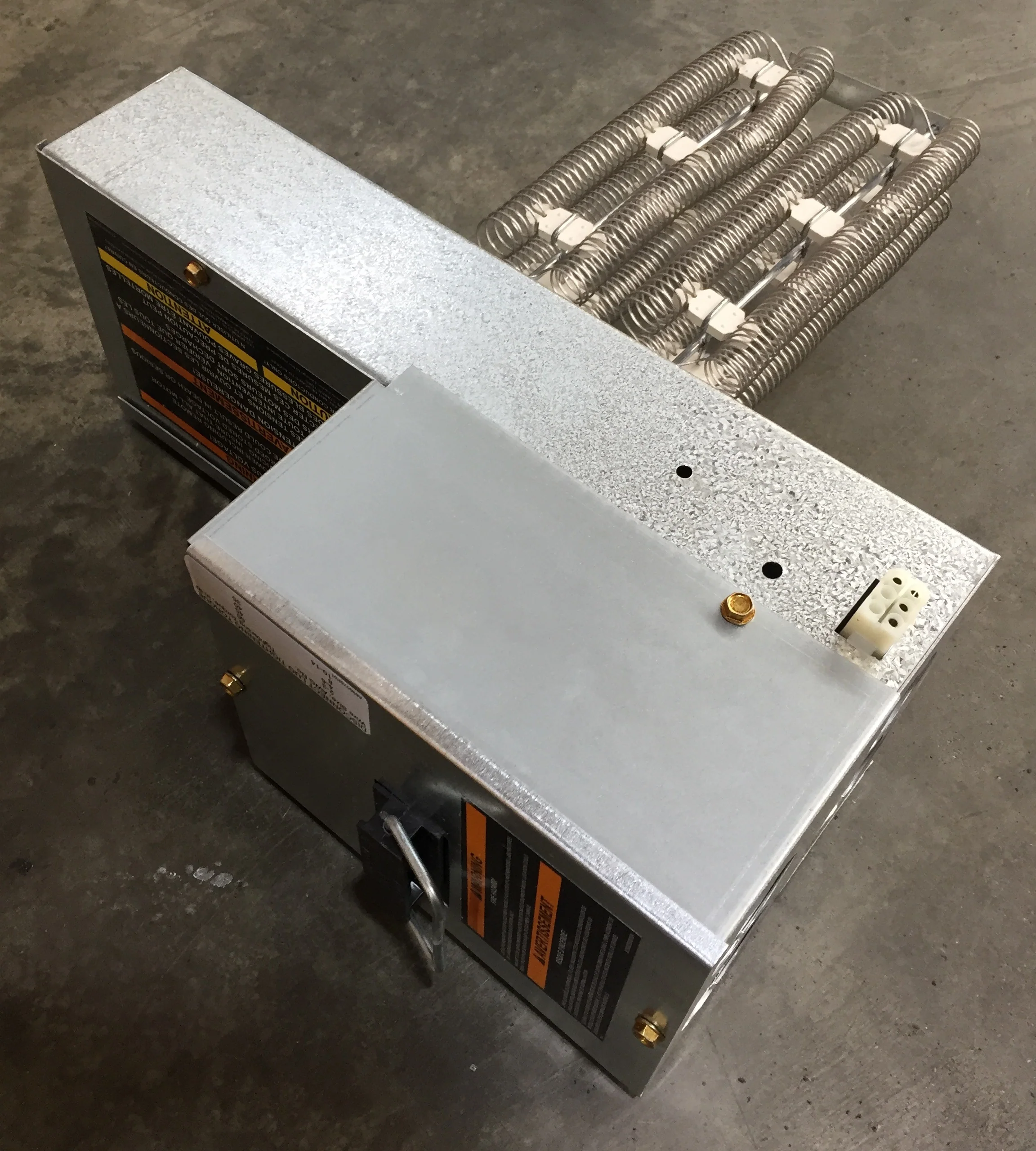 8kW Electric Heat Kit w/Pull Disconnect; 208-240/60/1 - Image 3