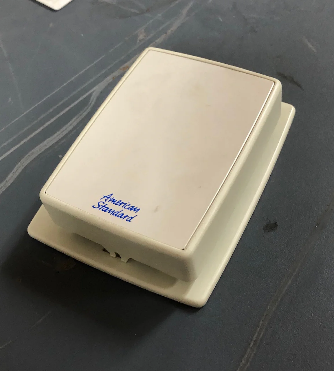 Electronic Remote Sensor Thermostat - Image 5