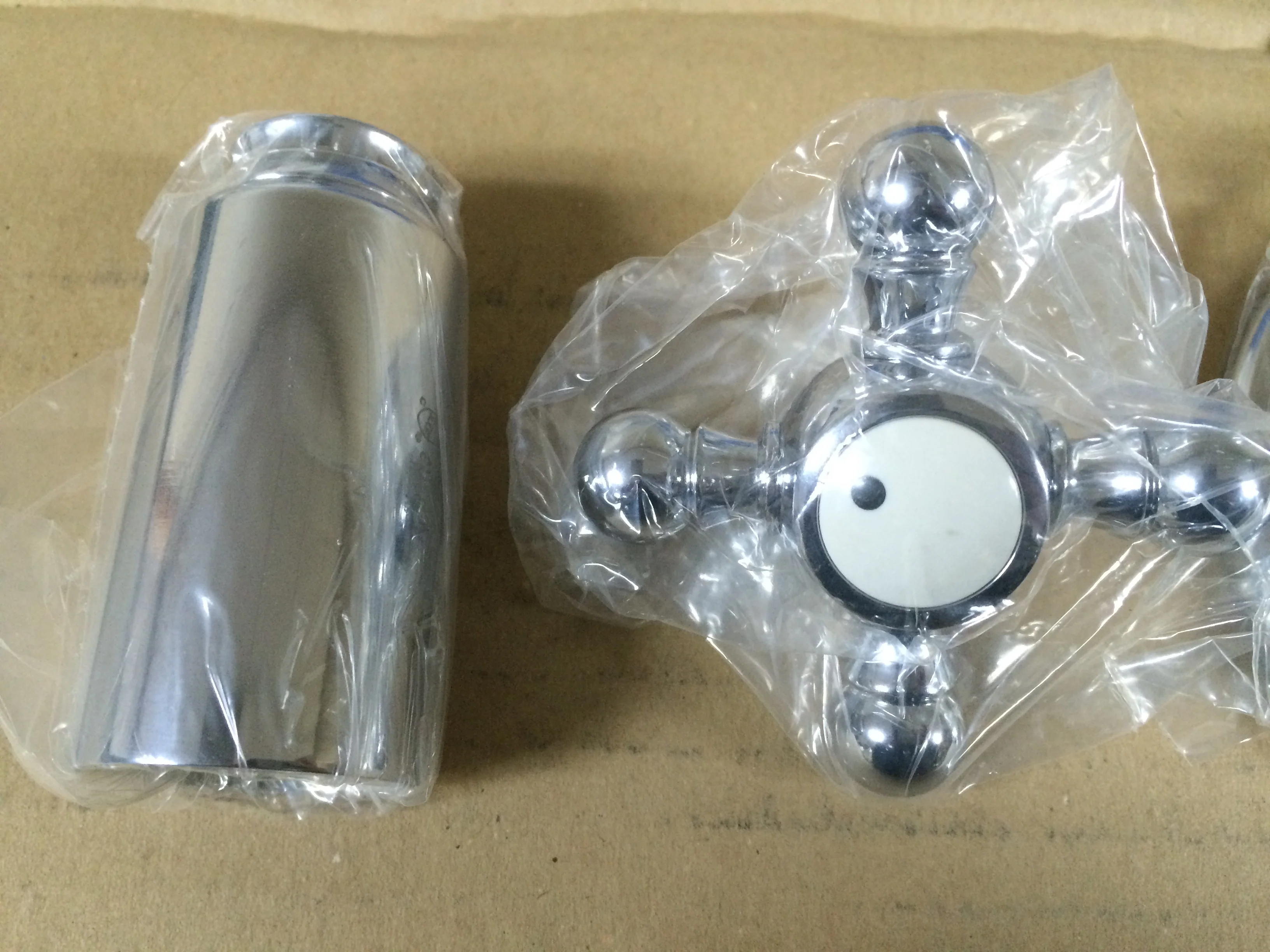 Single Handle Bathtub and Shower Faucet Trim - Image 6