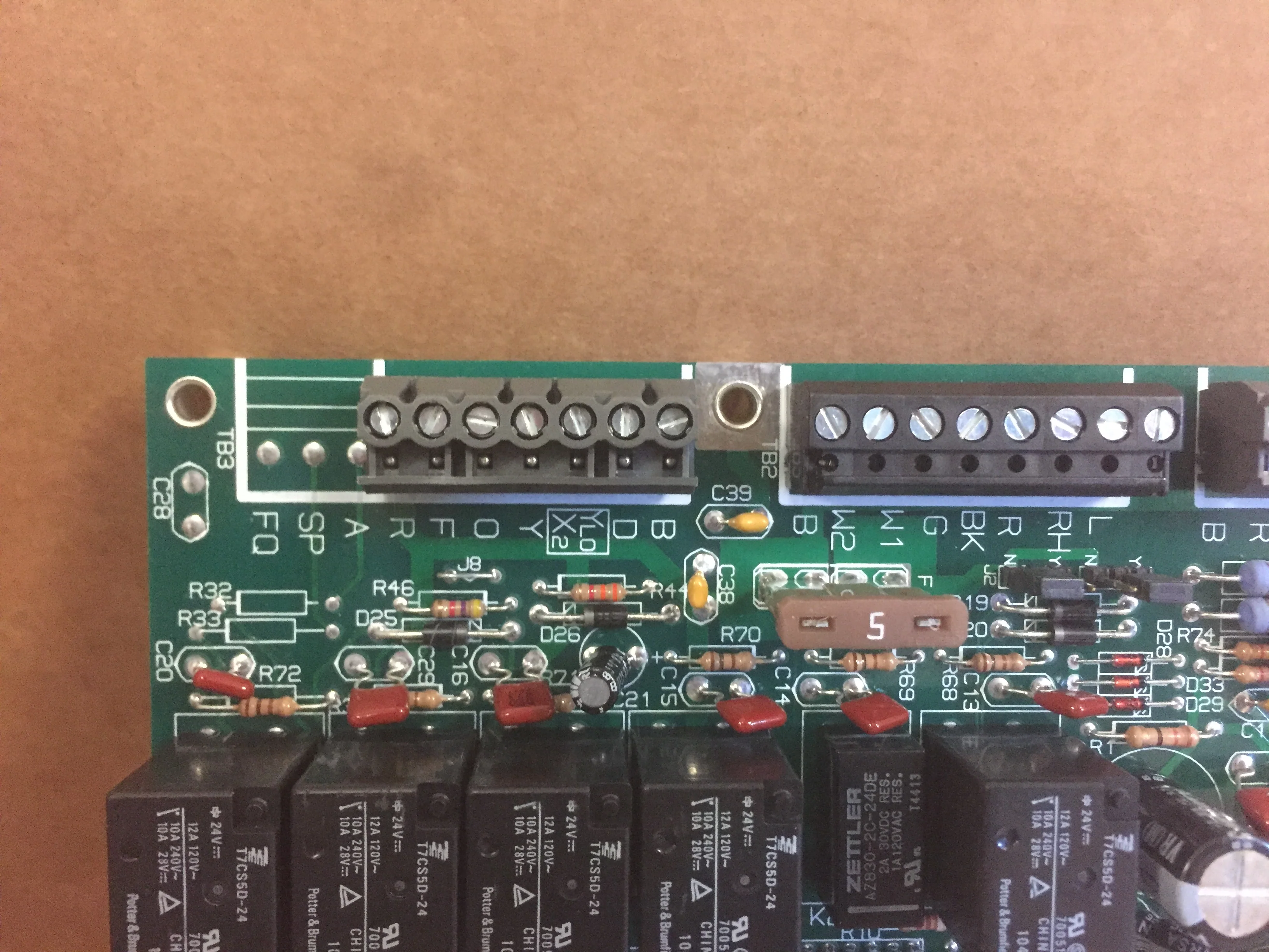 System Controller Integrated Zone System Board - Image 4