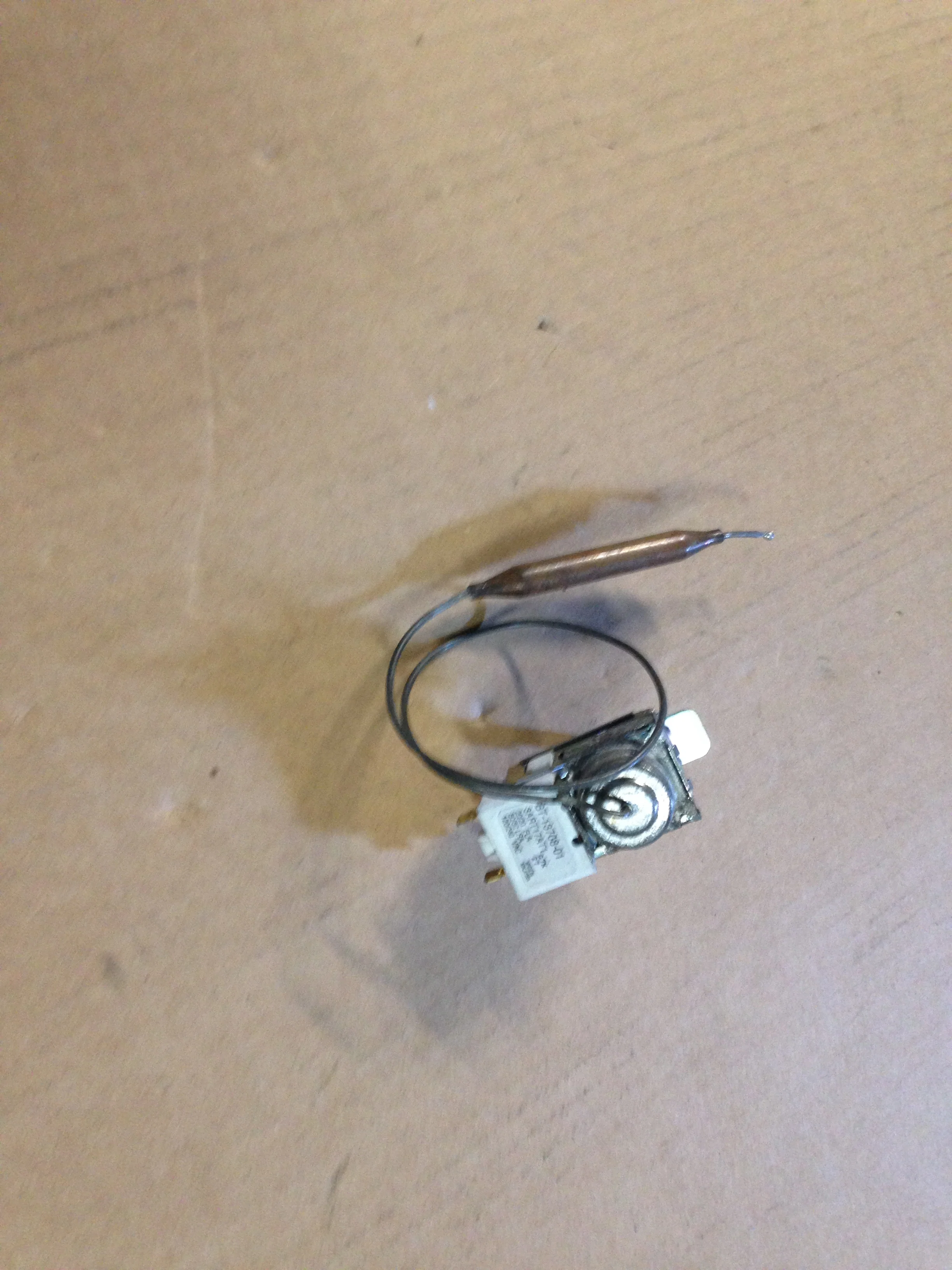 Thermostat (Cold Control), 120-240VAC - Image 5